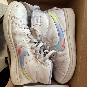 Nike Blazer Mid ’77